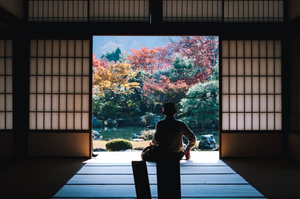 Entering and Being Seated — Japan travel