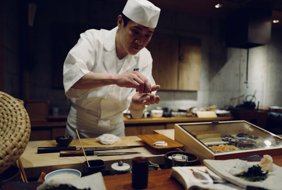 ：best sushi places in tokyo omakase counter chef nigiri