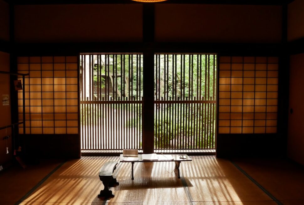 ：airbnb japan apartment interior tatami