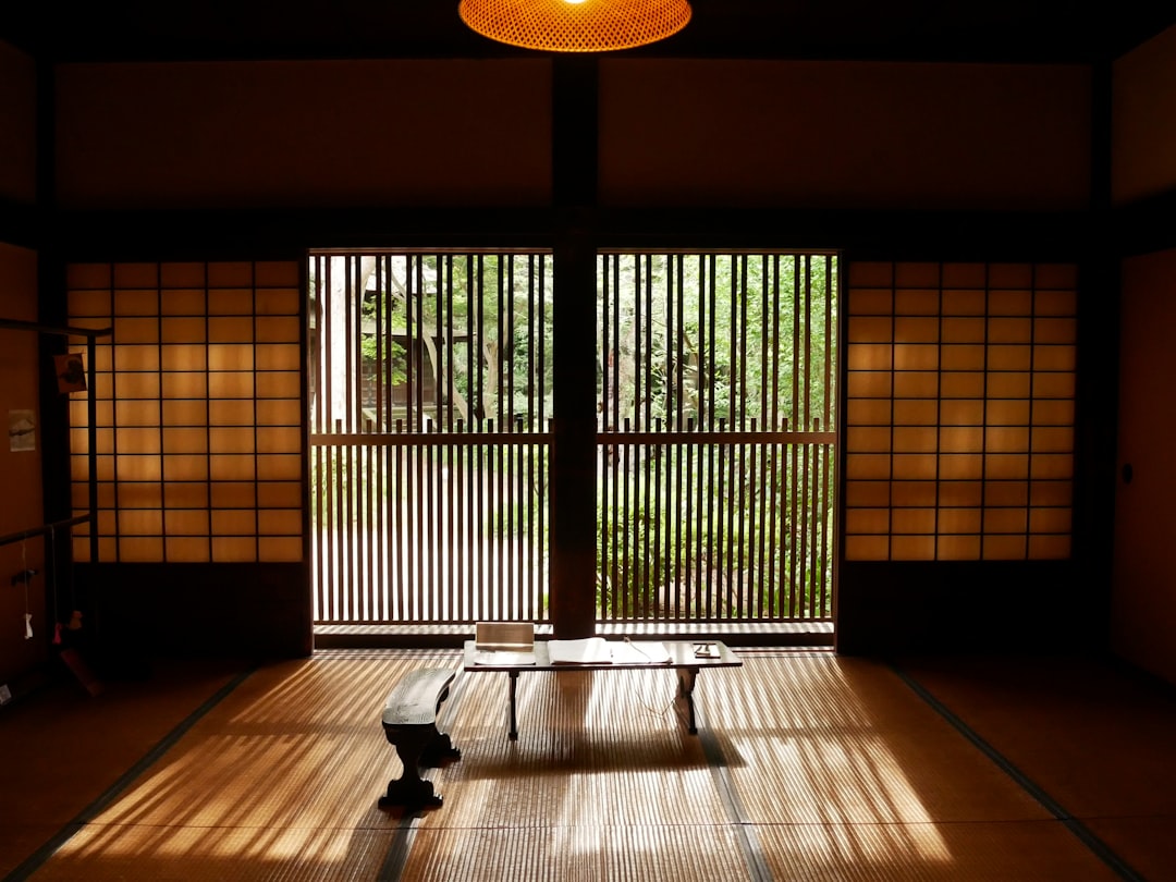 ：airbnb japan apartment interior tatami