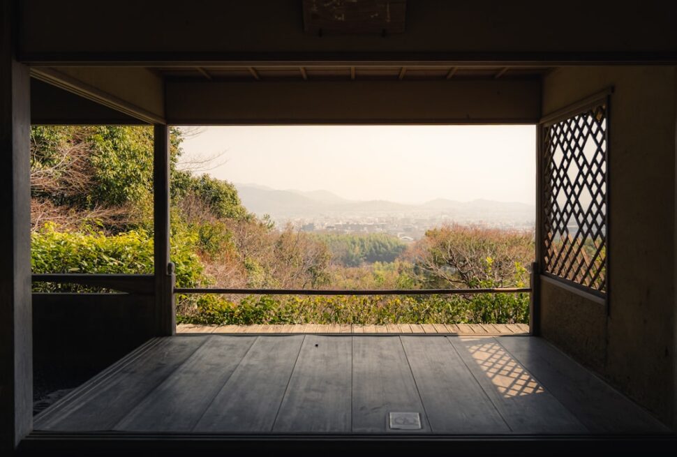 ：japan temple kiyomizu-dera kyoto wooden veranda autumn