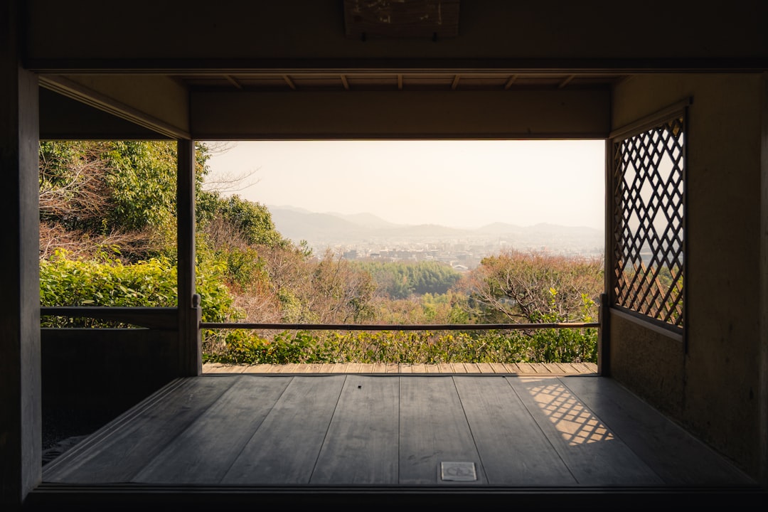 ：japan temple kiyomizu-dera kyoto wooden veranda autumn