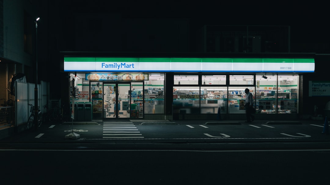 :atm inside a japanese convenience store accepting foreign cards