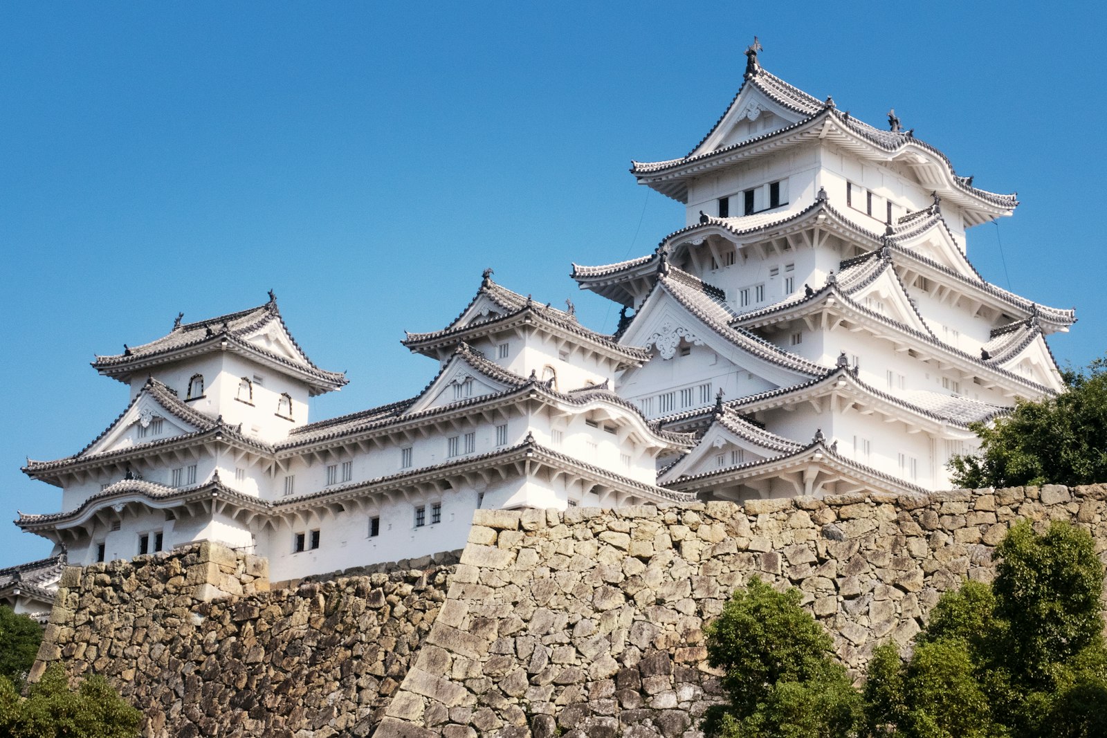 Reading Castle Architecture and Defenses — Japan travel