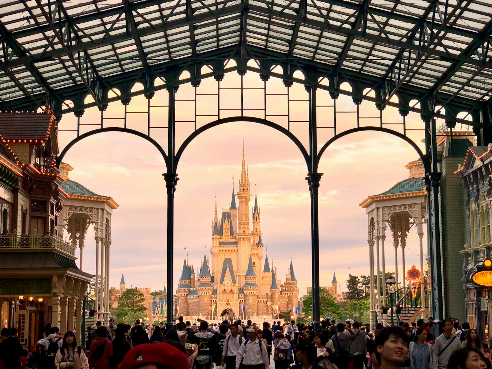 Theme Park Spectacles: USJ and Disney — Japan travel