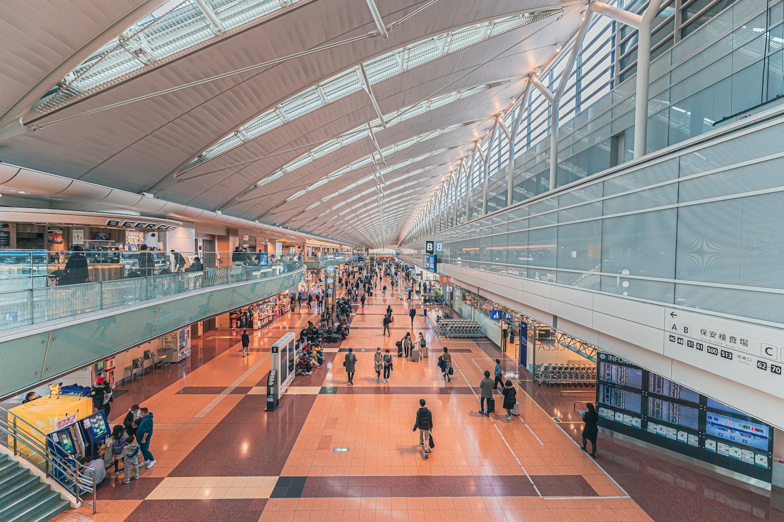 Navigating Midnight Arrivals — Japan travel