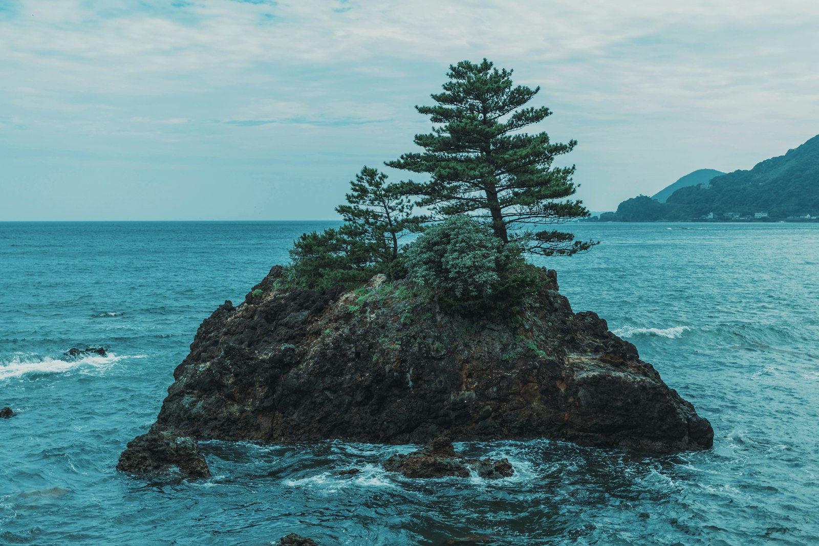 Iconic Coastal Drives and Breathtaking Viewpoints — Japan travel