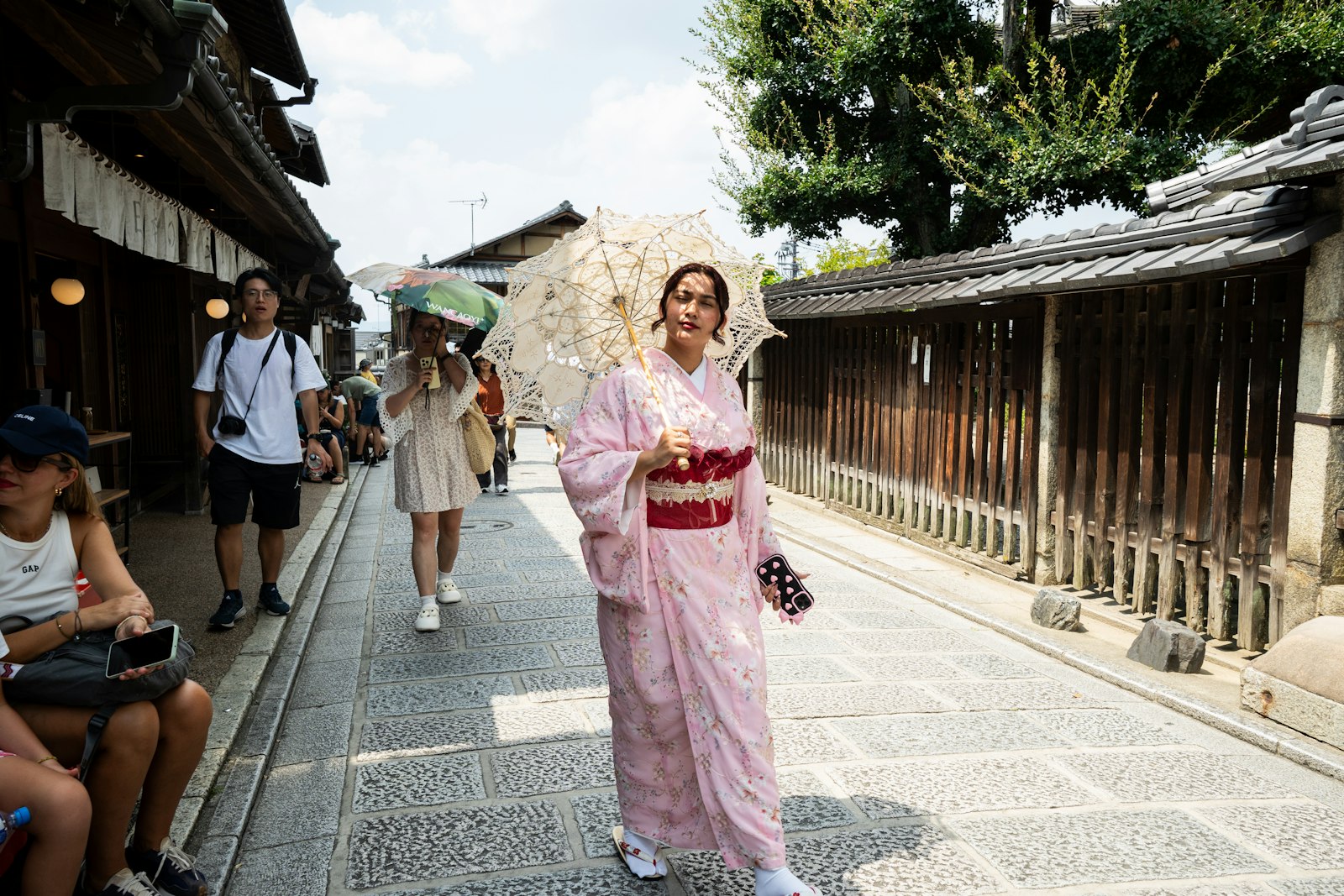 ：japan kimono rental kyoto historic street
