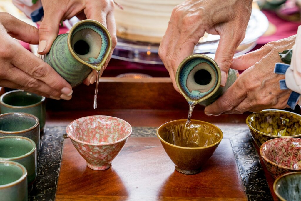 Vessels and Pouring Etiquette