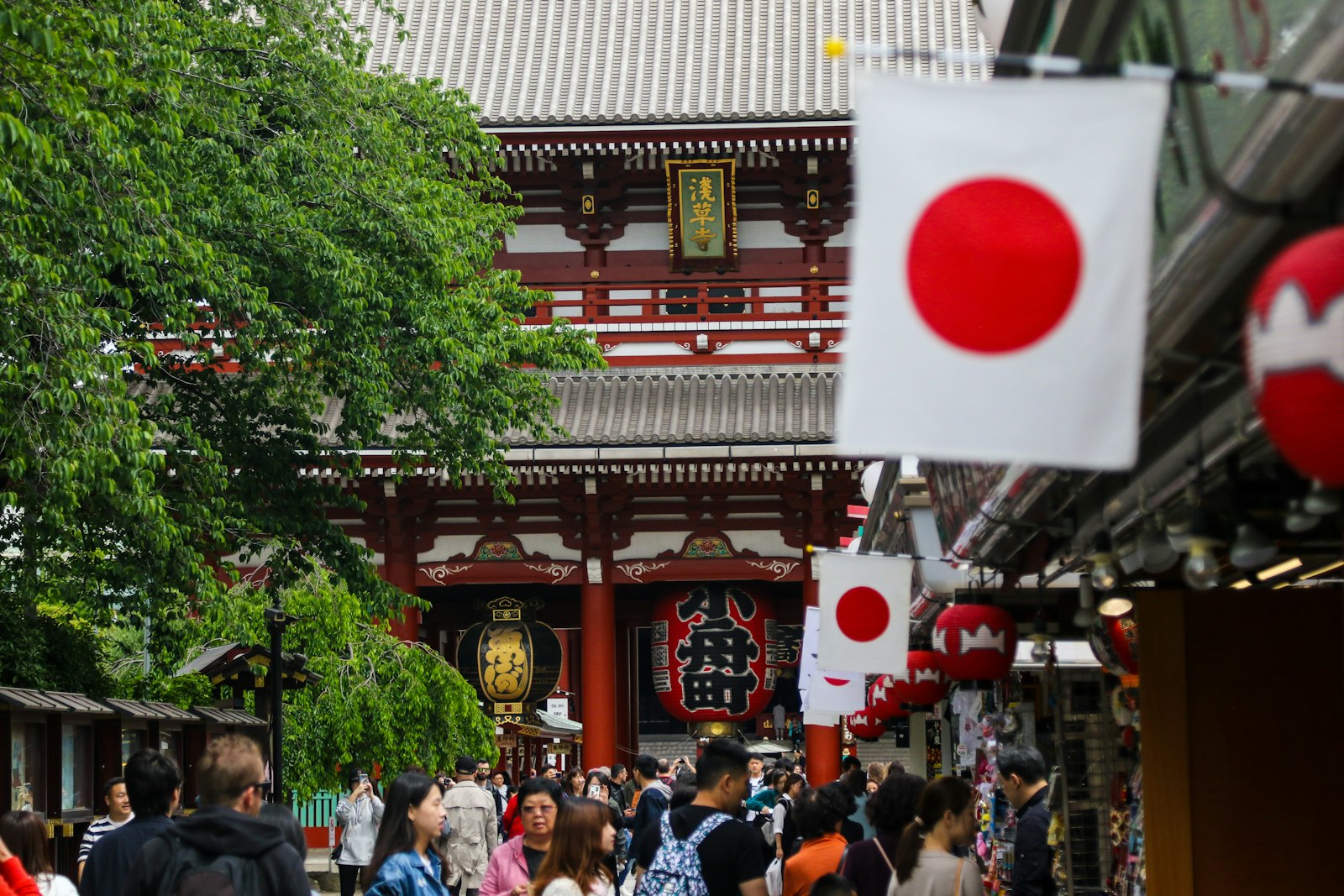：tax free shopping japan passport cosmetics register