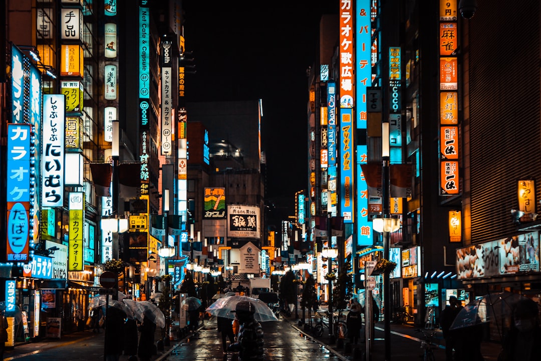 Eating Shinjuku After Dark: What We See on Our Evenings — Japan travel