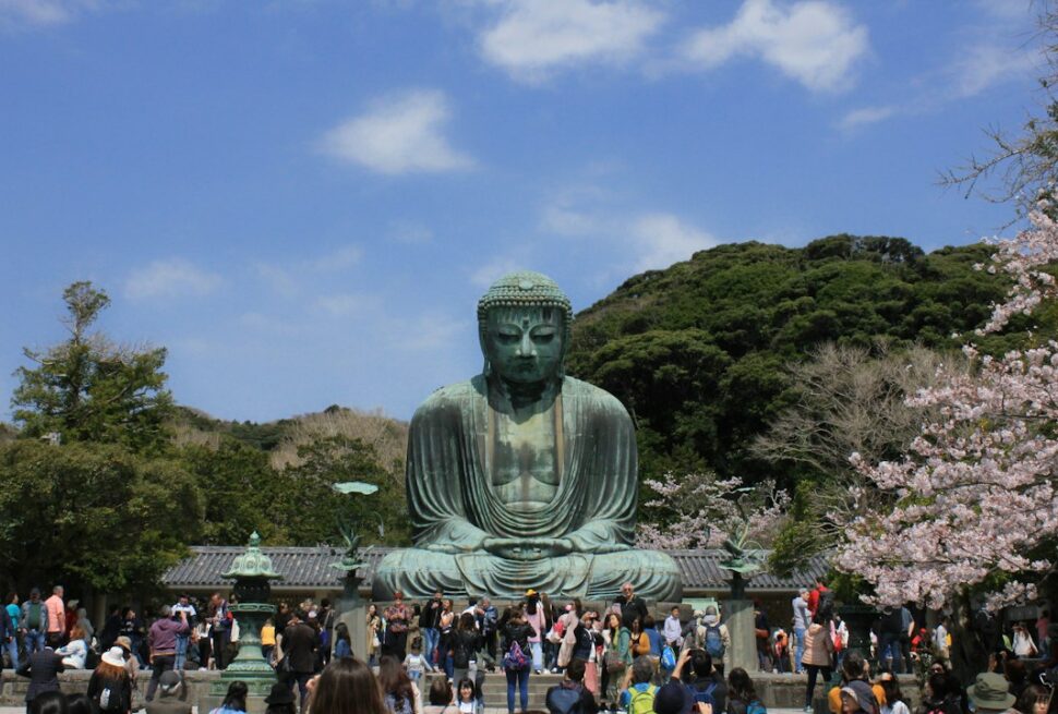 ：the great buddha of kamakura at kotoku-in temple