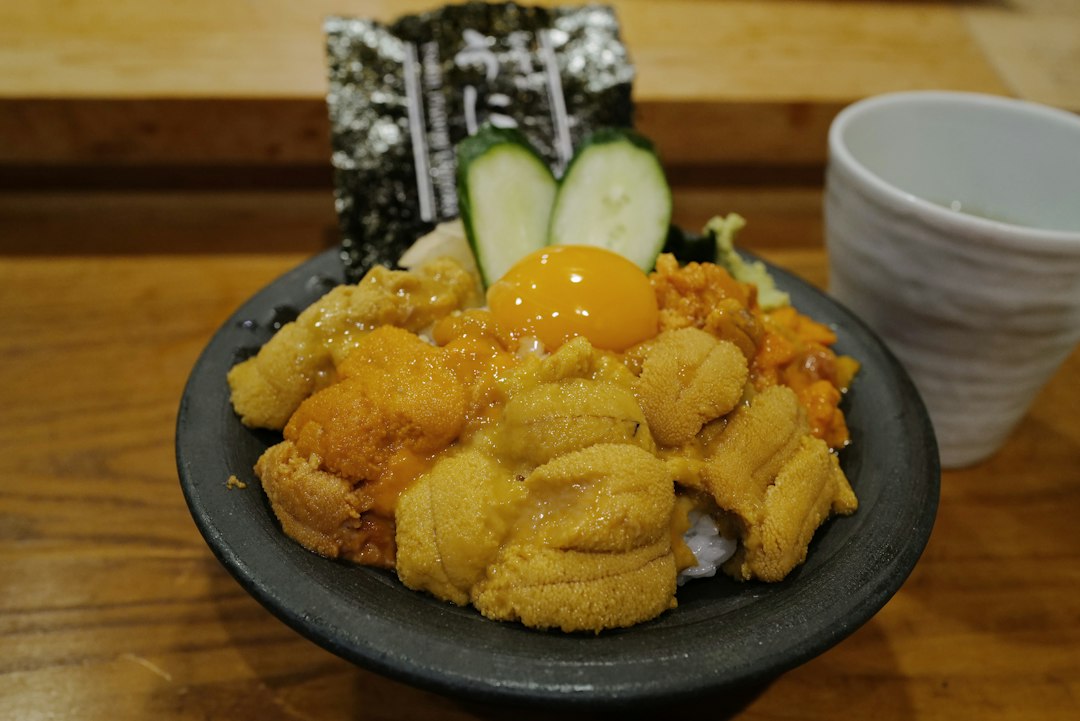 ：nokkedon seafood bowl at furukawa fish market aomori city