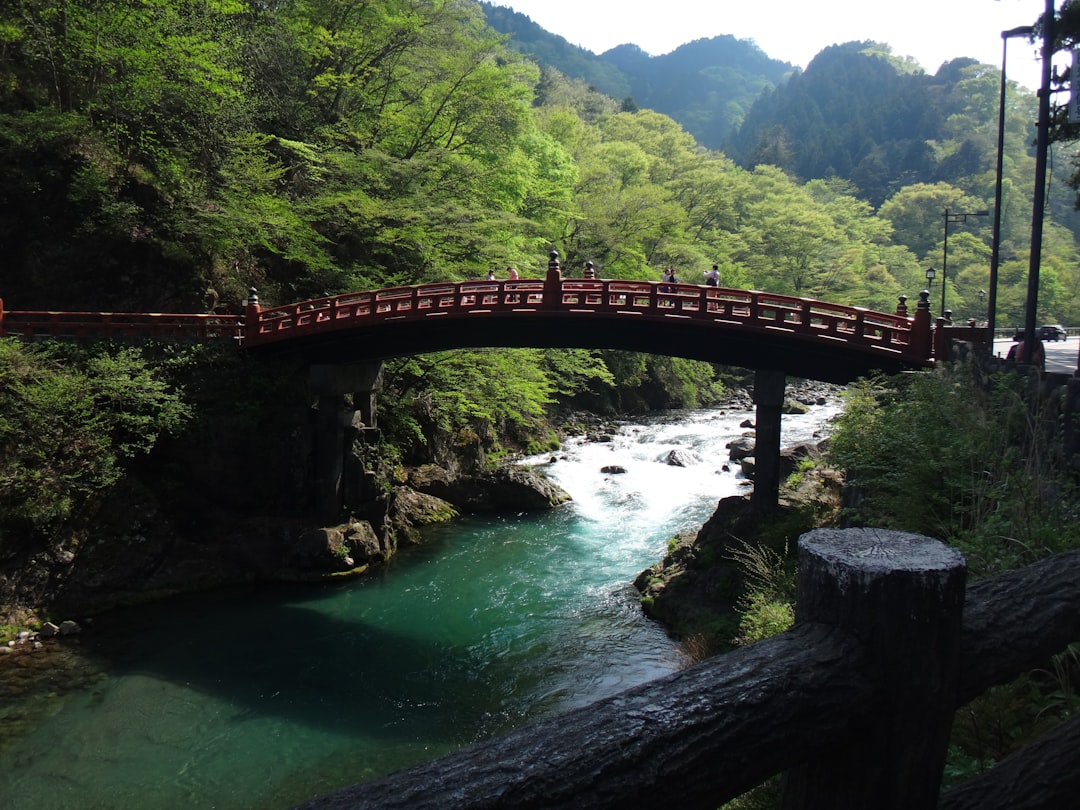 ：uji bridge crossing the isuzu river at ise jingu naiku